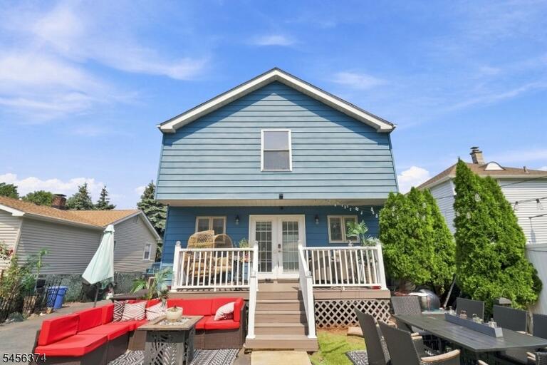 Property listing MLS 4049117 photo 18