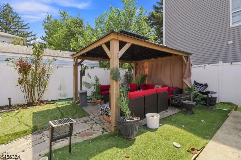 Property listing MLS 4049117 photo 20