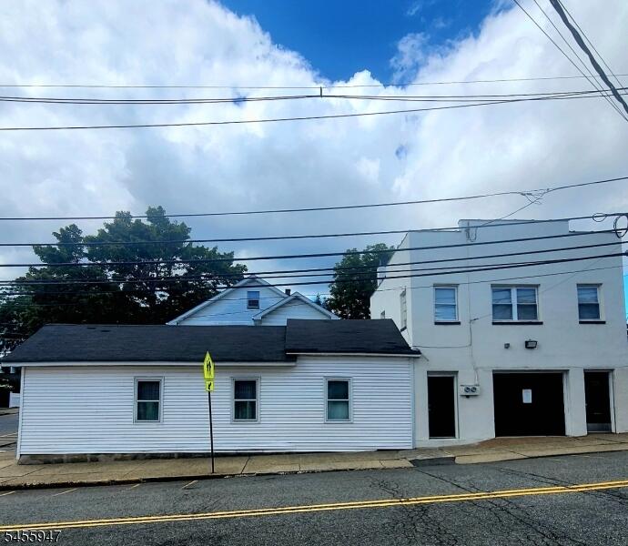 Property listing MLS 4049118 photo 1