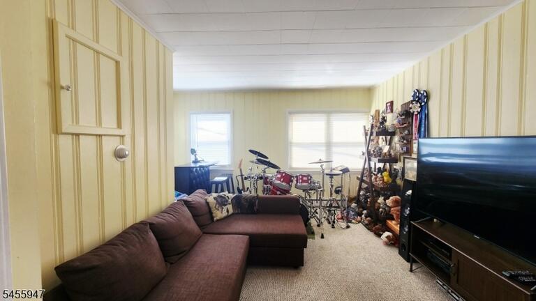 Property listing MLS 4049118 photo 10