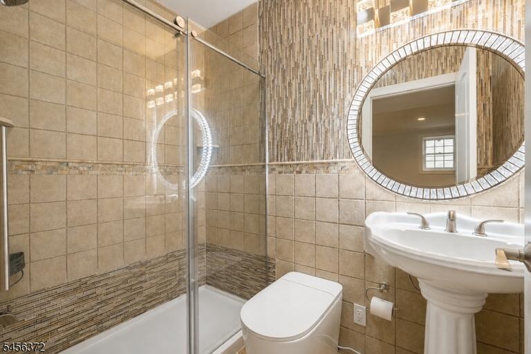 Property listing MLS 4049120 photo 26