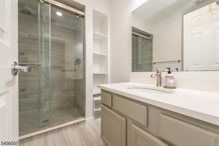 Property listing MLS 4049122 photo 14