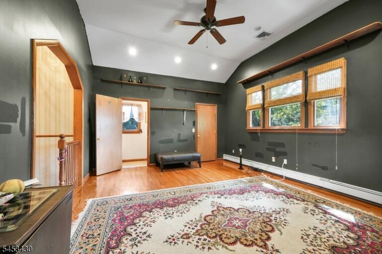 Property listing MLS 4049124 photo 12