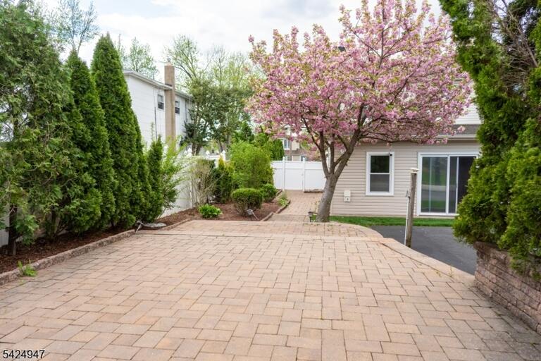 Property listing MLS 4049131 photo 49