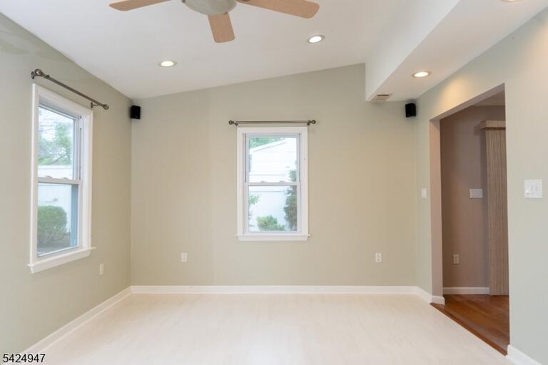 Property listing MLS 4049131 photo 6