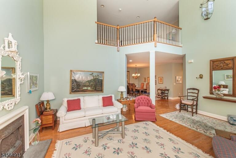 Property listing MLS 4049134 photo 12