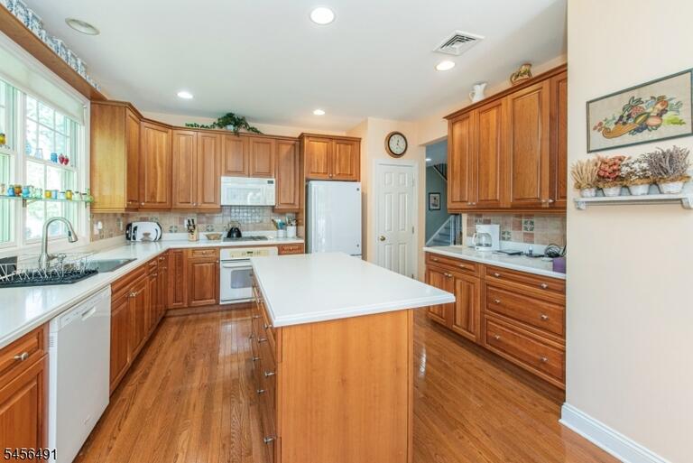Property listing MLS 4049134 photo 7