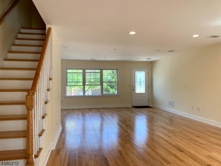 Property listing MLS 4049135 photo 6