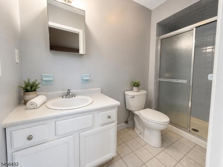 Property listing MLS 4049139 photo 9