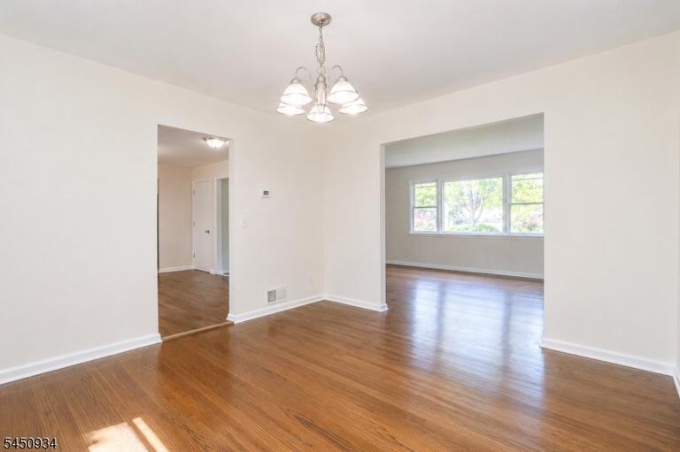 Property listing MLS 4049140 photo 10