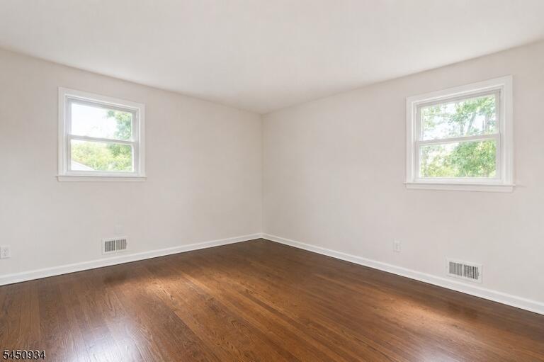 Property listing MLS 4049140 photo 12