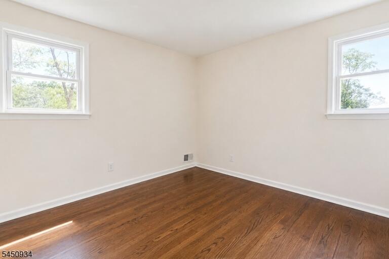 Property listing MLS 4049140 photo 17