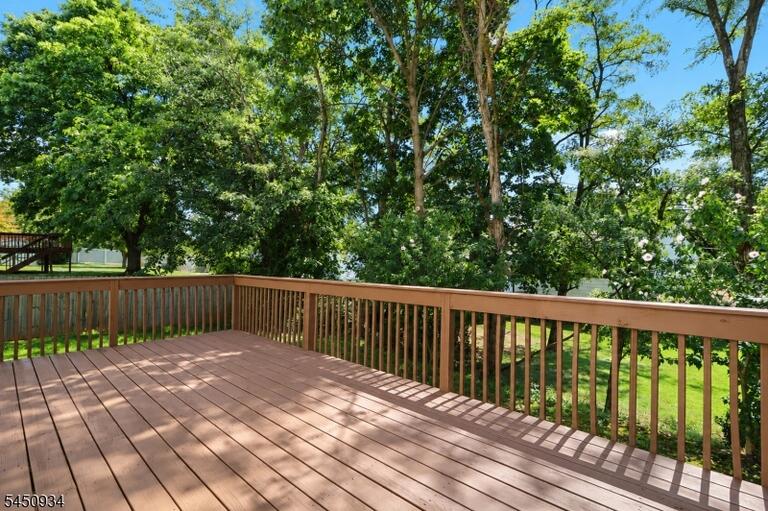 Property listing MLS 4049140 photo 26