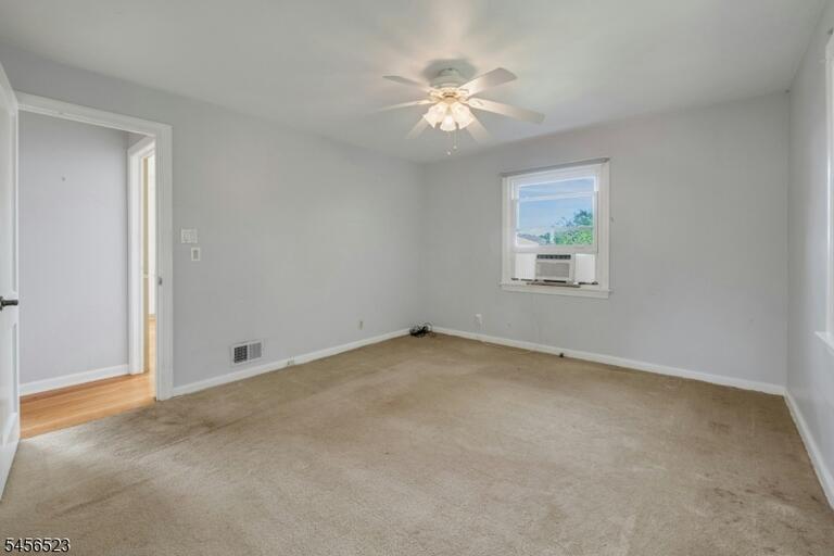 Property listing MLS 4049141 photo 20