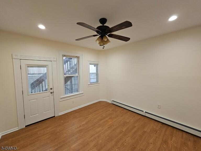 Property listing MLS 4049147 photo 10