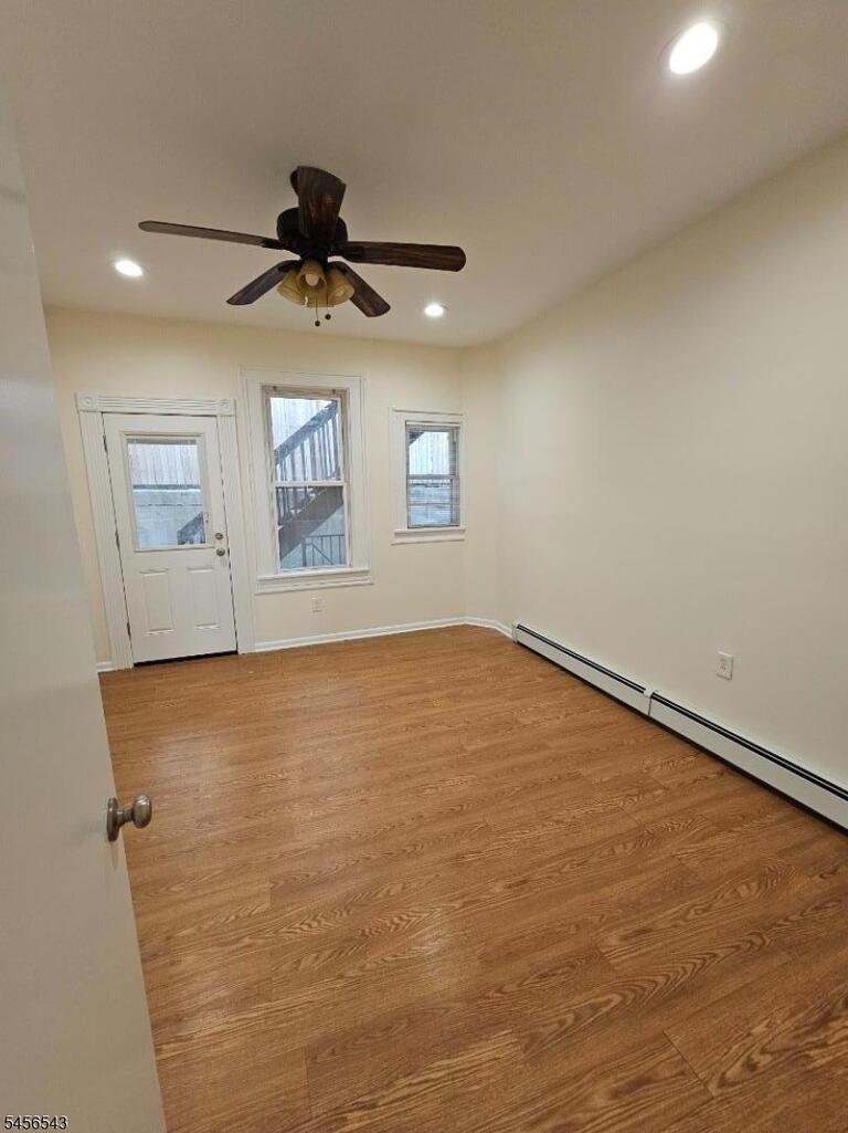 Property listing MLS 4049147 photo 7