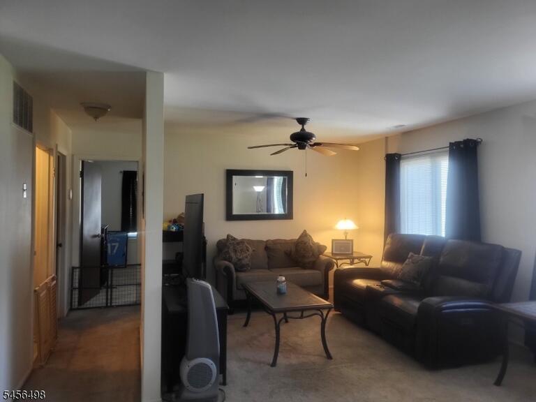 Property listing MLS 4049149 photo 19