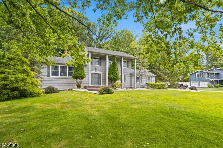 Property listing MLS 4049151 photo 26