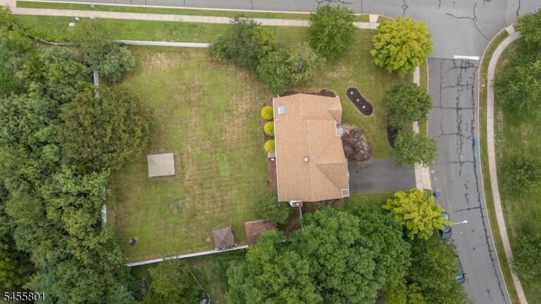 Property listing MLS 4049154 photo 40