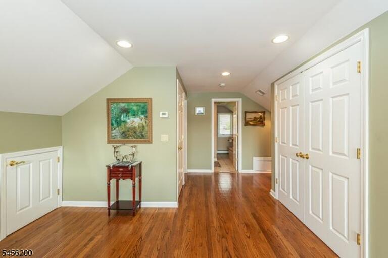 Property listing MLS 4049156 photo 18