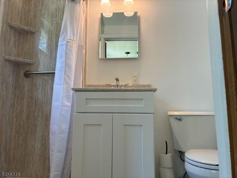 Property listing MLS 4049167 photo 18