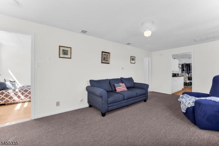 Property listing MLS 4049177 photo 8