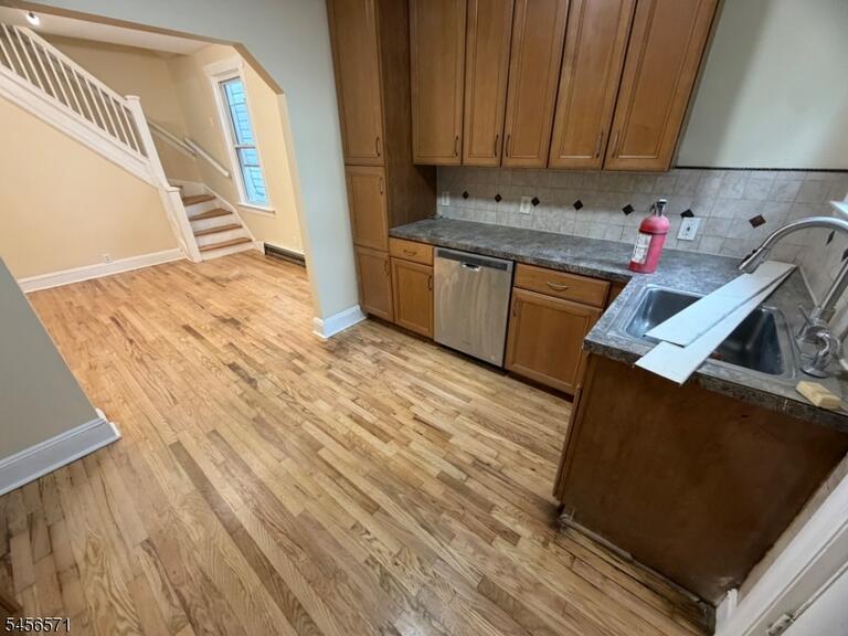 Property listing MLS 4049179 photo 8