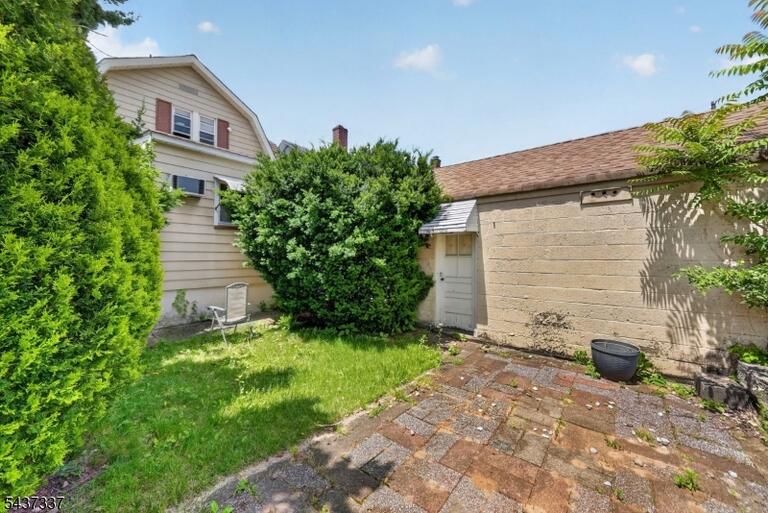 Property listing MLS 4049182 photo 29