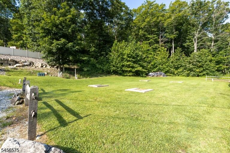 Property listing MLS 4049183 photo 6