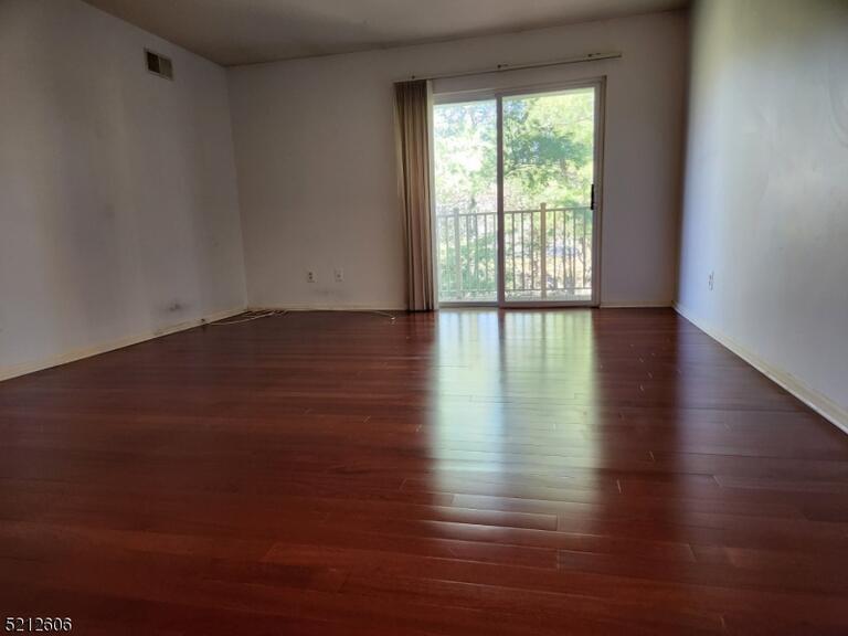 Property listing MLS 4049185 photo 10