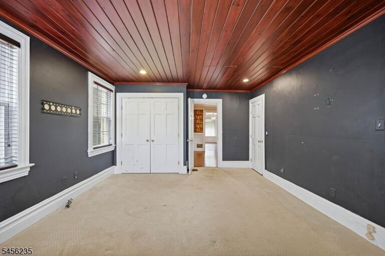 Property listing MLS 4049187 photo 10