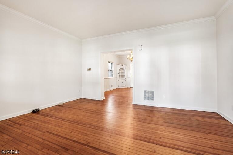 Property listing MLS 4049188 photo 5