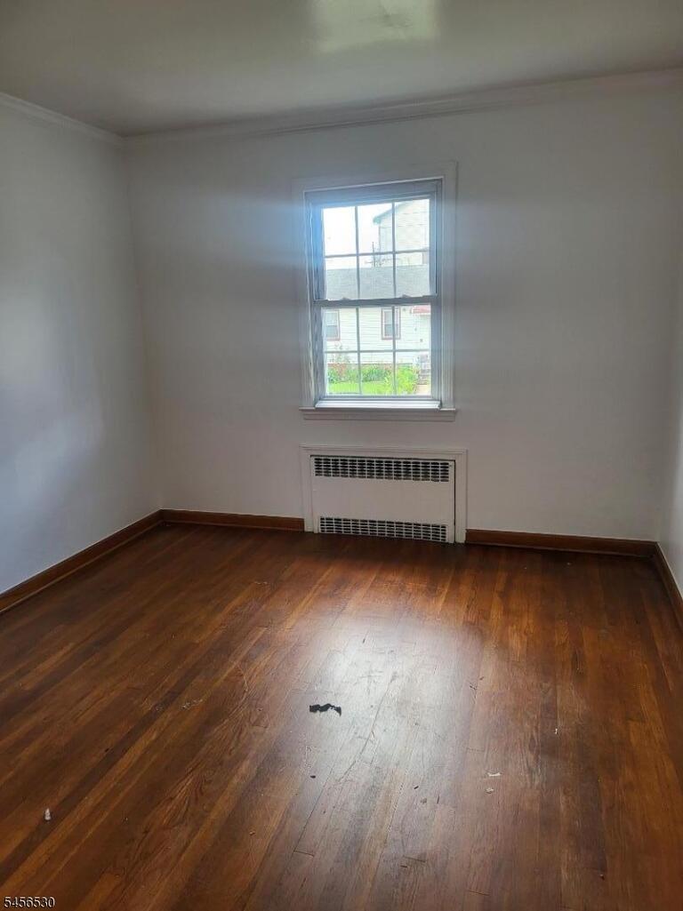 Property listing MLS 4049204 photo 3