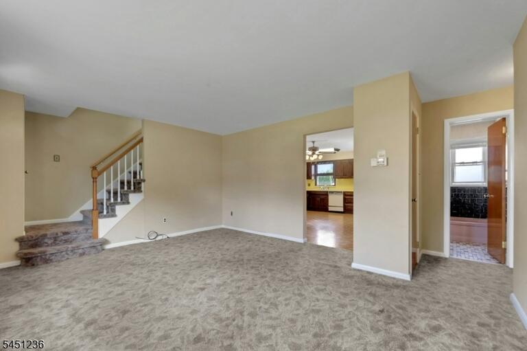 Property listing MLS 4049205 photo 16