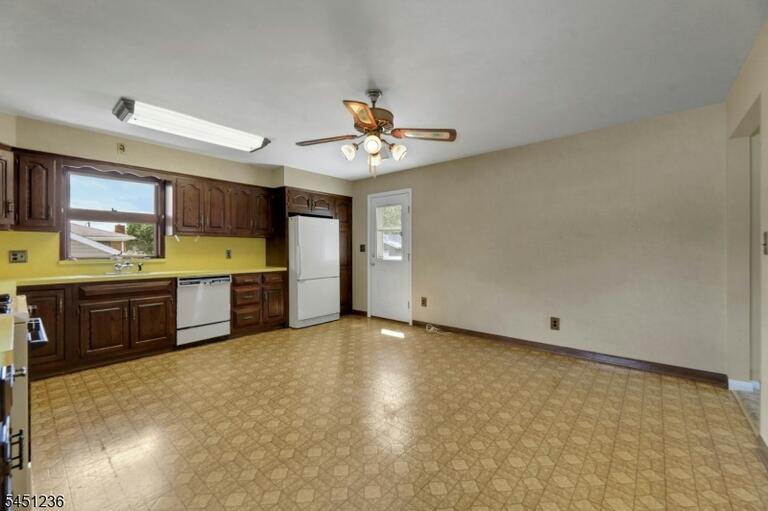 Property listing MLS 4049205 photo 20