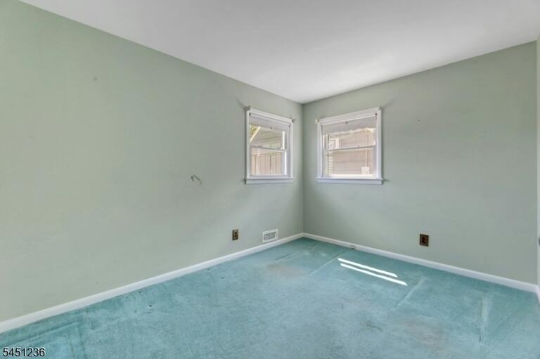 Property listing MLS 4049205 photo 22
