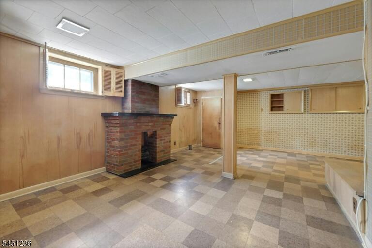 Property listing MLS 4049205 photo 34