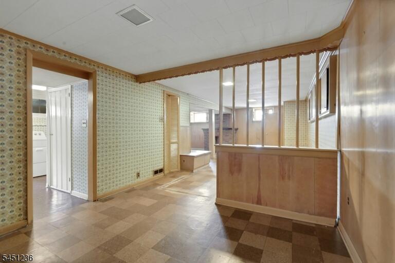 Property listing MLS 4049205 photo 35