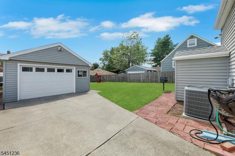 Property listing MLS 4049205 photo 7