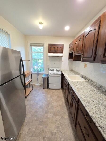 Property listing MLS 4049208 photo 3