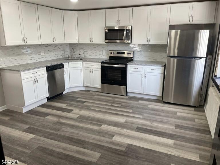 Property listing MLS 4049210 photo 7