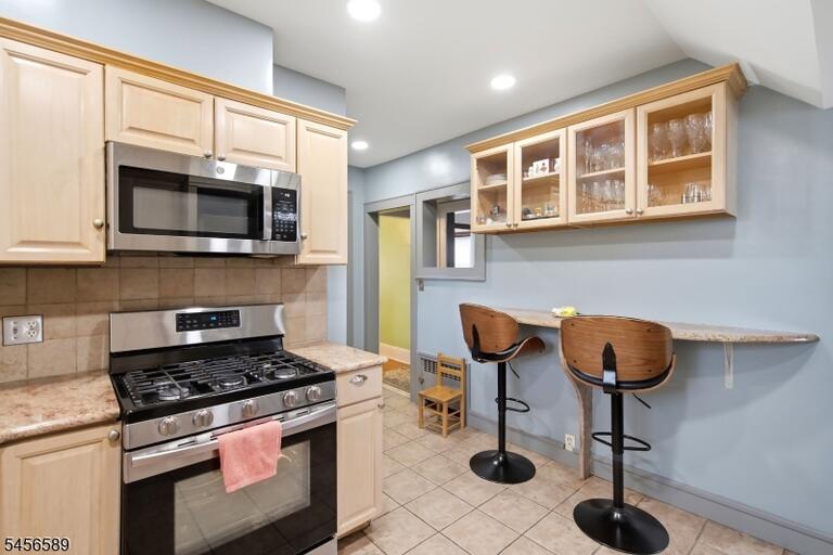 Property listing MLS 4049227 photo 36