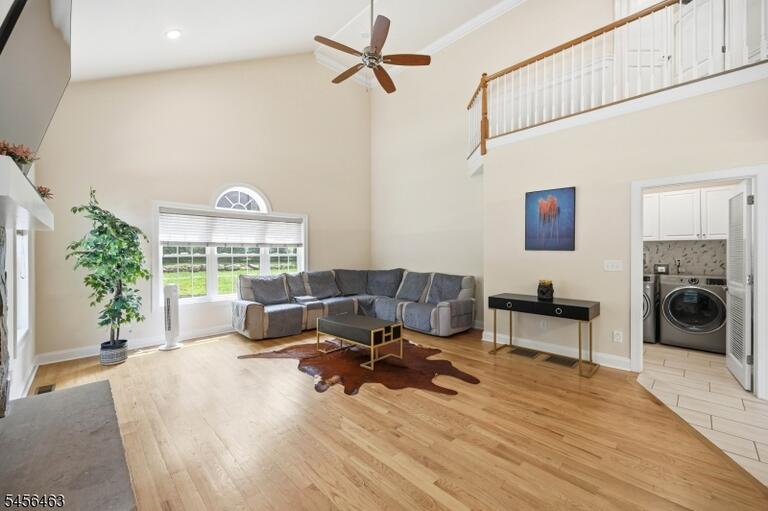 Property listing MLS 4049233 photo 17