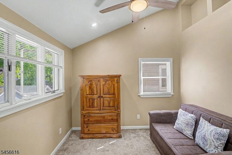 Property listing MLS 4049234 photo 20