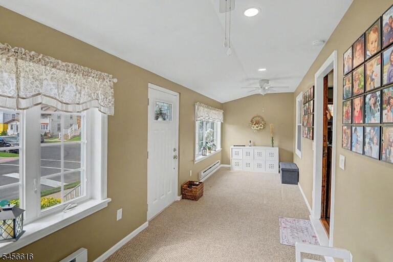 Property listing MLS 4049234 photo 4