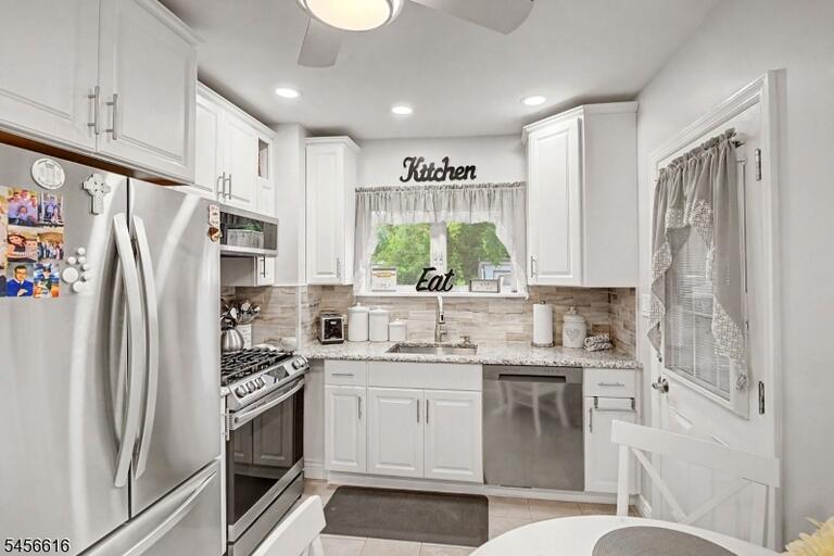 Property listing MLS 4049234 photo 9