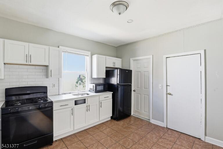 Property listing MLS 4049238 photo 9