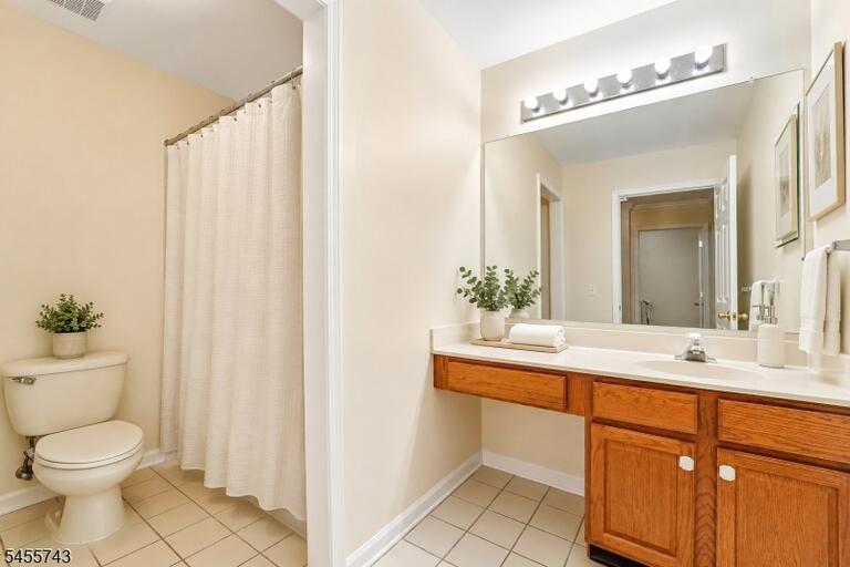 Property listing MLS 4049241 photo 24