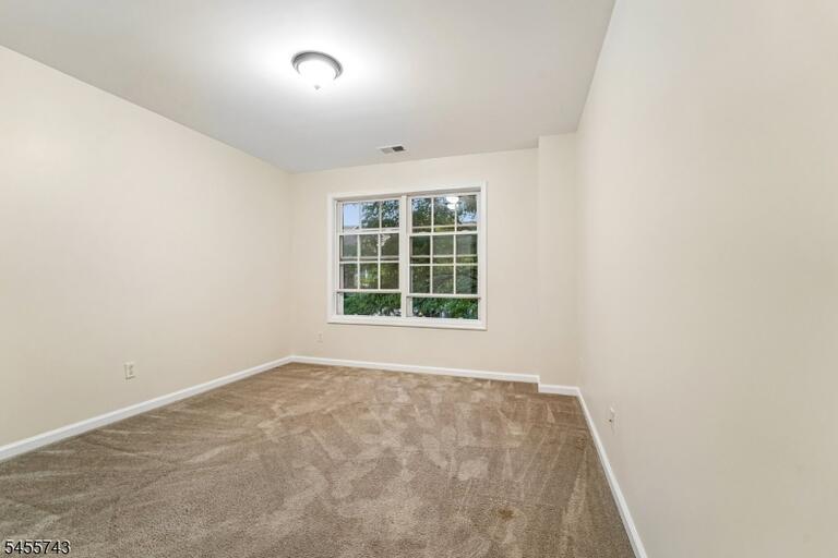 Property listing MLS 4049241 photo 29