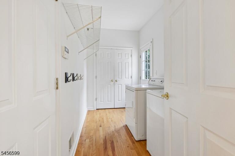 Property listing MLS 4049243 photo 14